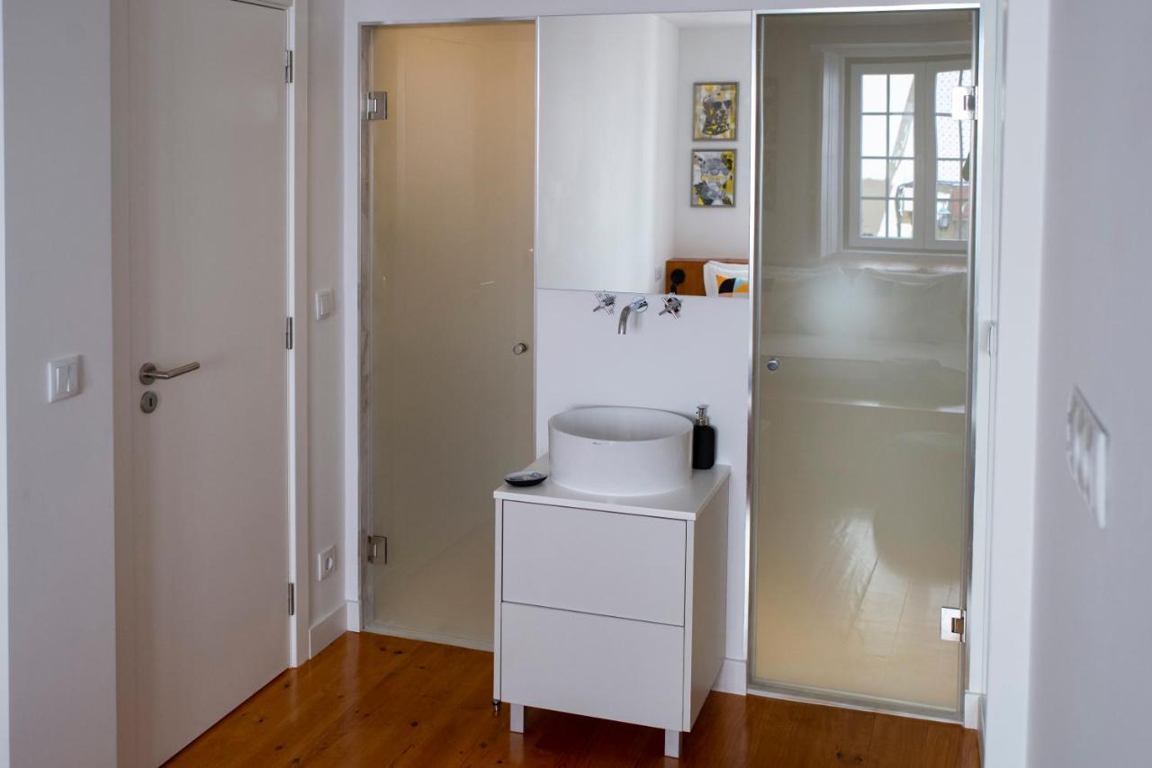 Serene Hideaway In Chiado Lisbon Bagian luar foto