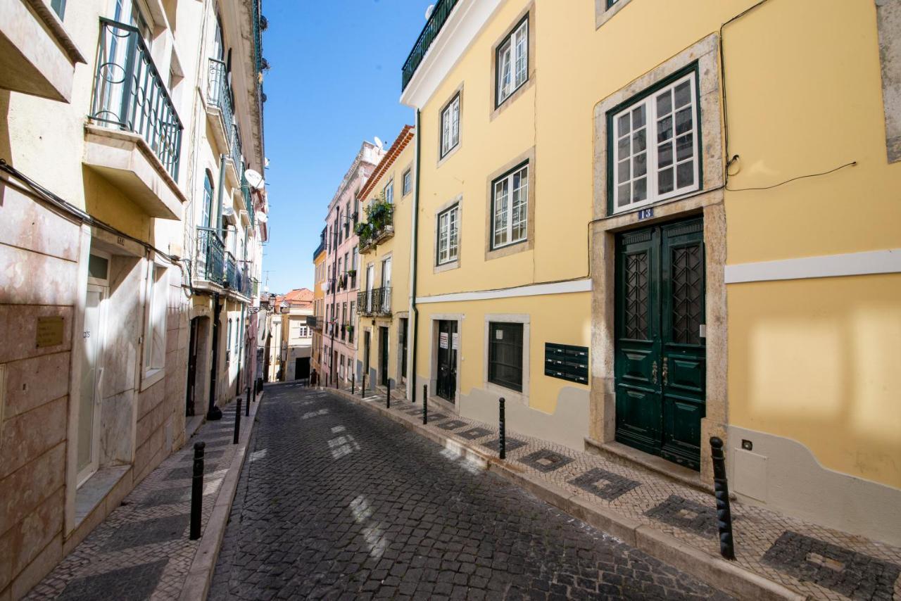 Serene Hideaway In Chiado Lisbon Bagian luar foto