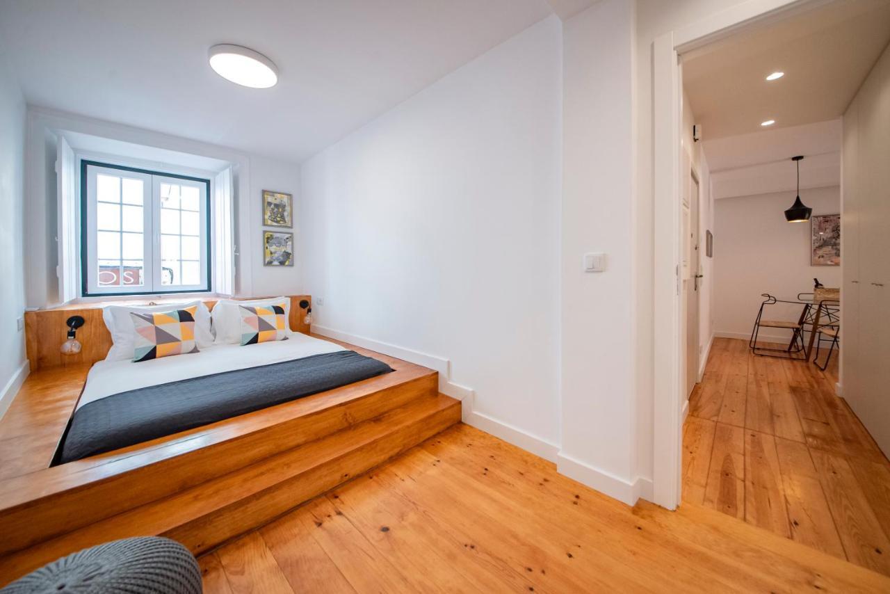 Serene Hideaway In Chiado Lisbon Bagian luar foto